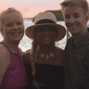 Meet your Posher, Gabrielle